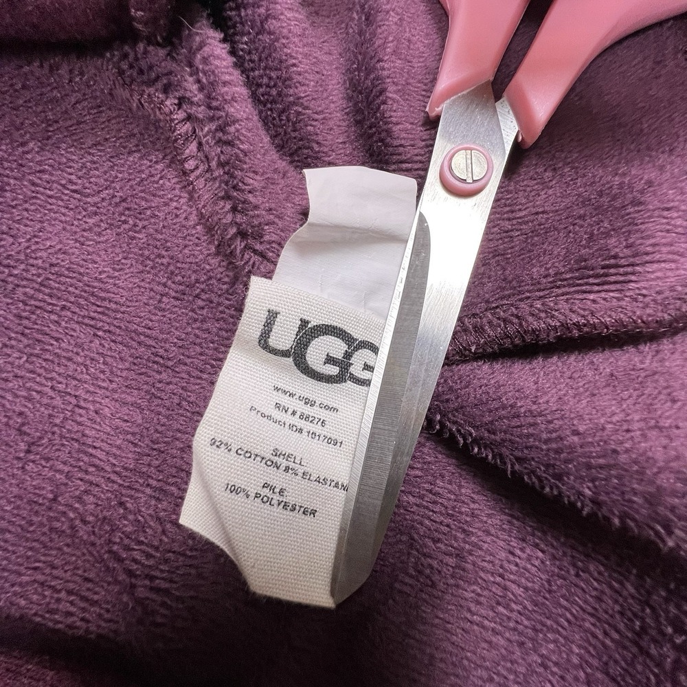 UGG Plush Fleece Belted Robe Bathrobe‎ Womens Medium Burgundy Lounge Cozy Shawl - Picture 12 of 16